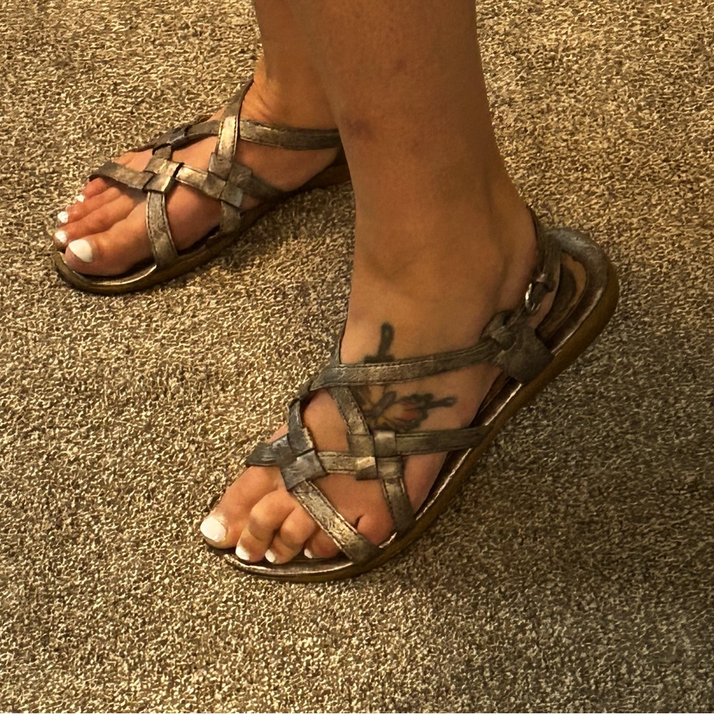 b.o.c Sandals